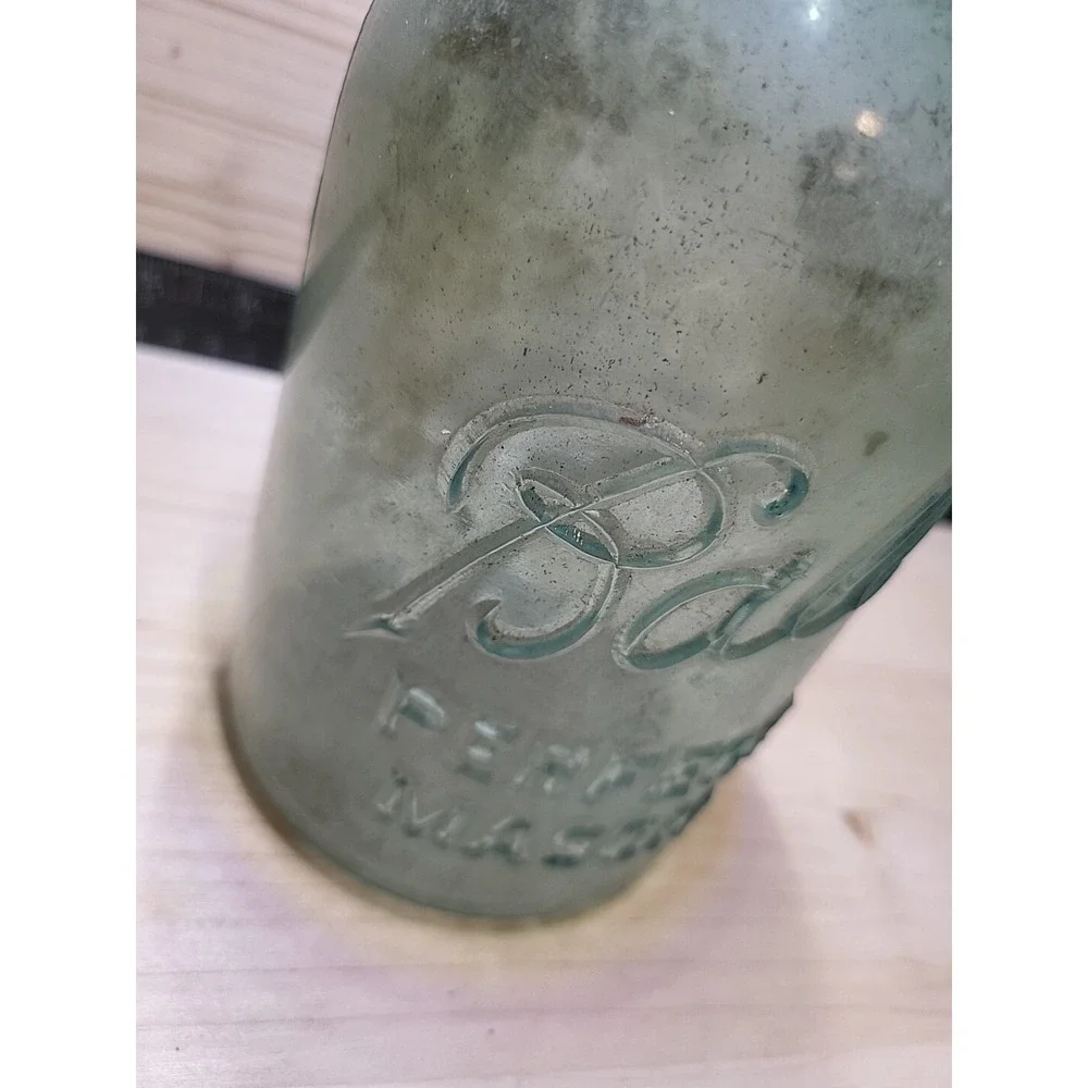 Blue Ball Perfect Mason 4 Jar - Right Out Of The Barn Floor!